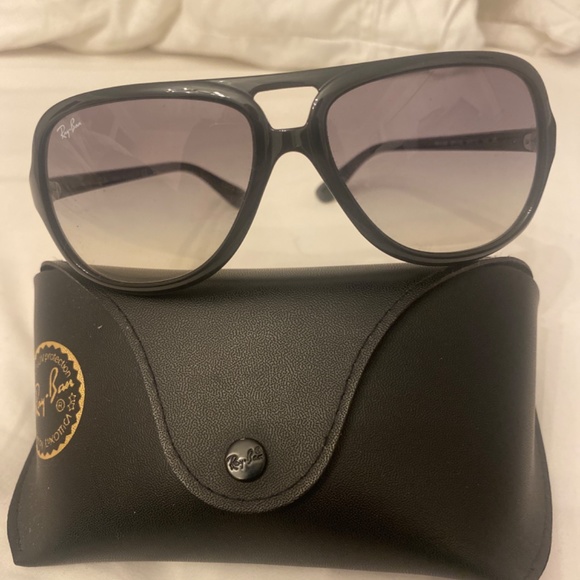 Ray ban sunglasses - Picture 6 of 6